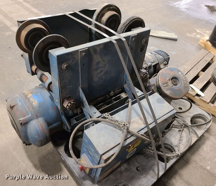 image for item LH9799 Demac hoist