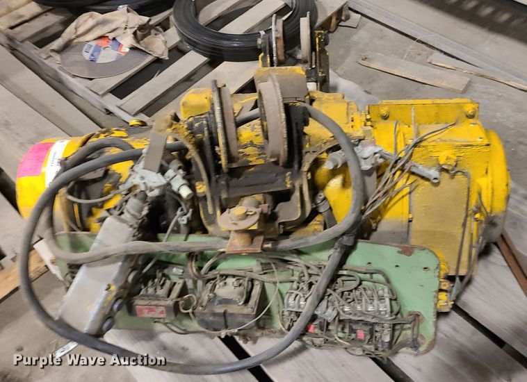 image for item LH9800 Hoist