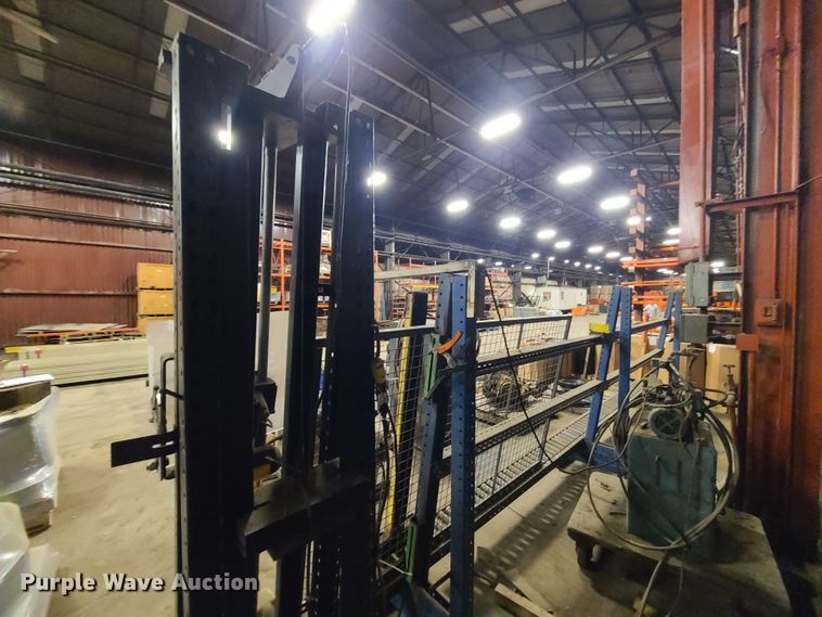 image for item LH9802 Sliding miter saw