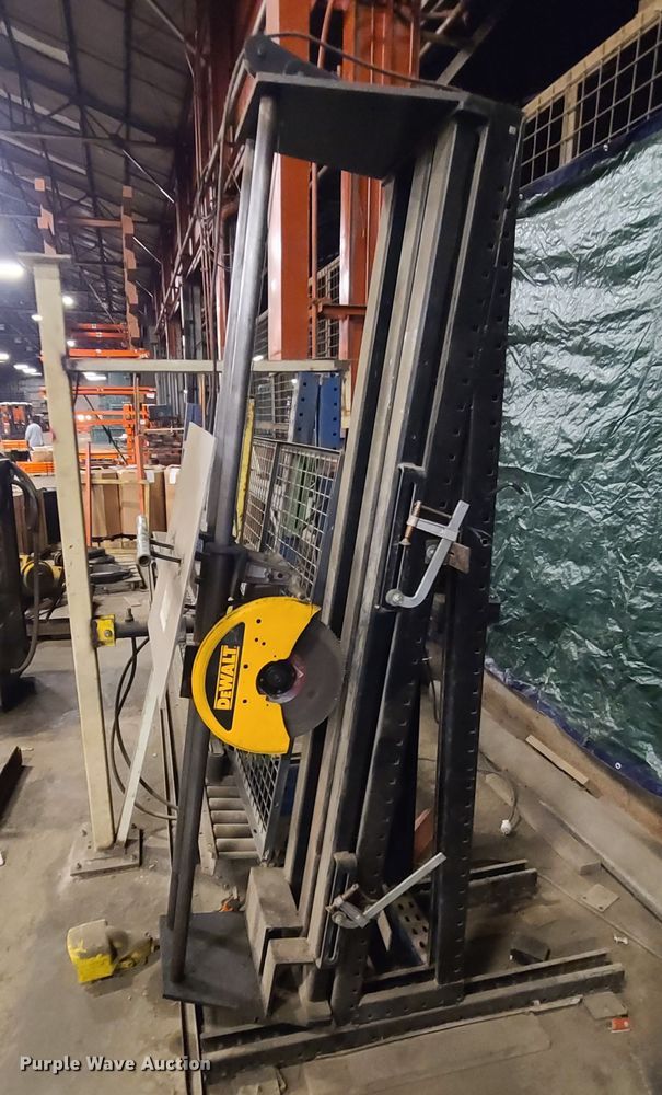 image for item LH9802 Sliding miter saw