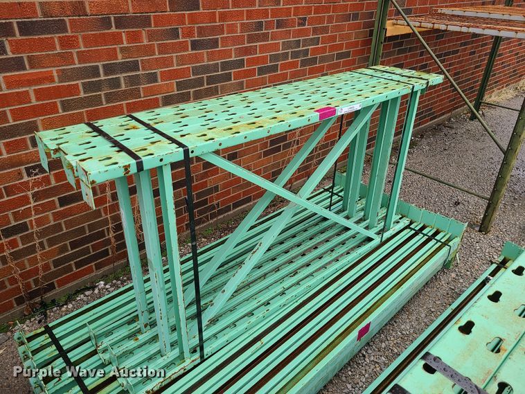 image for item LH9809 Pallet racking