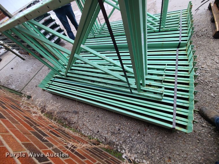 image for item LH9809 Pallet racking