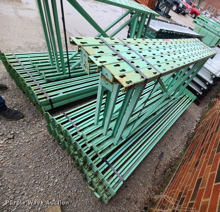 image for item LH9809 Pallet racking