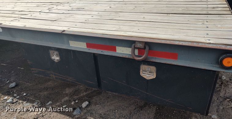 image for item LK9496 2007 Belshe DT22  equipment trailer