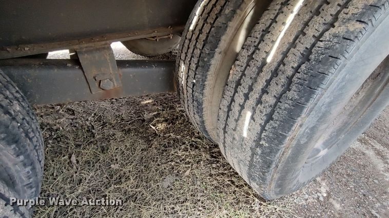 image for item LK9496 2007 Belshe DT22  equipment trailer