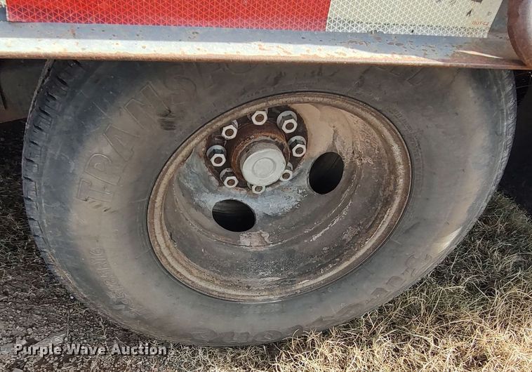 image for item LK9496 2007 Belshe DT22  equipment trailer