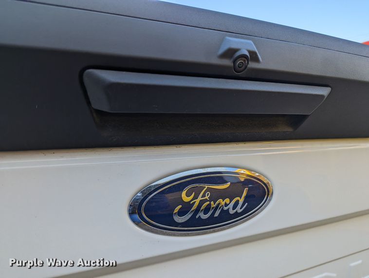 image for item LP9228 2023 Ford F350  pickup truck bed