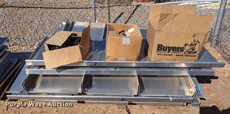 image for item LP9237 Stainless steel shelving