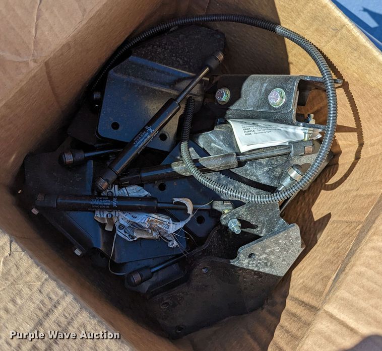 image for item LP9237 Stainless steel shelving