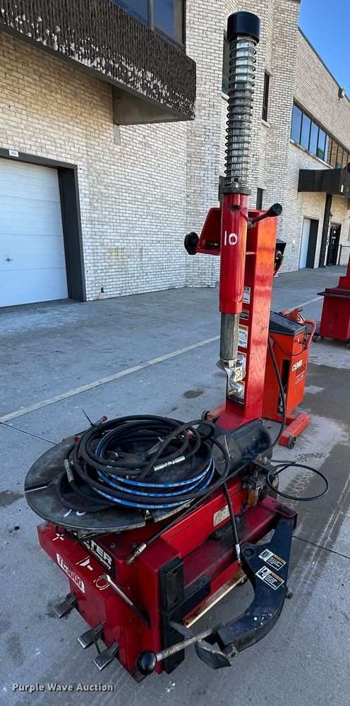 image for item LP9839 Hunter Engineering Company TC3000  tire changer