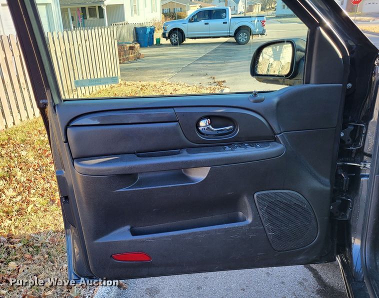 image for item LR9149 2007 GMC Envoy  SUV