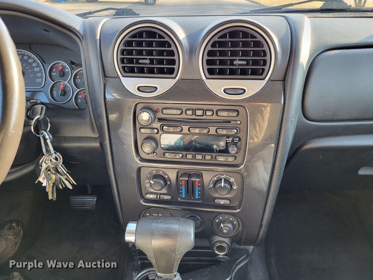 image for item LR9149 2007 GMC Envoy  SUV