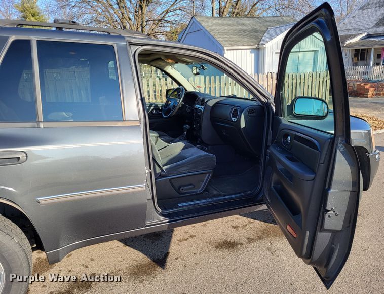 image for item LR9149 2007 GMC Envoy  SUV