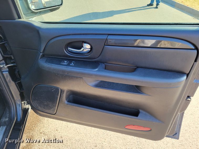 image for item LR9149 2007 GMC Envoy  SUV