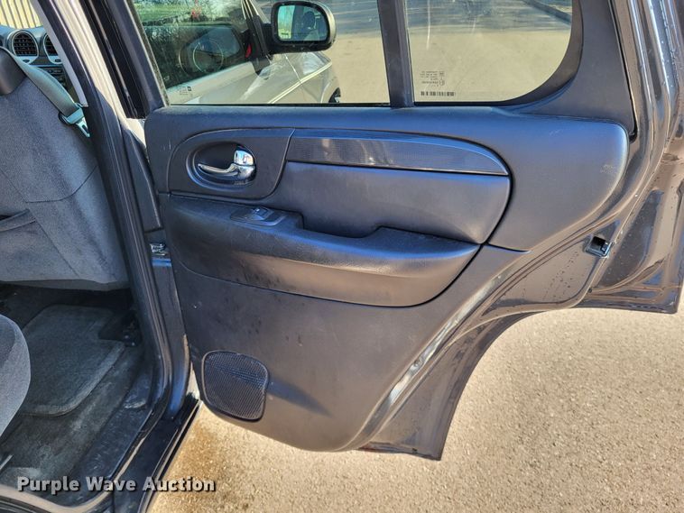 image for item LR9149 2007 GMC Envoy  SUV