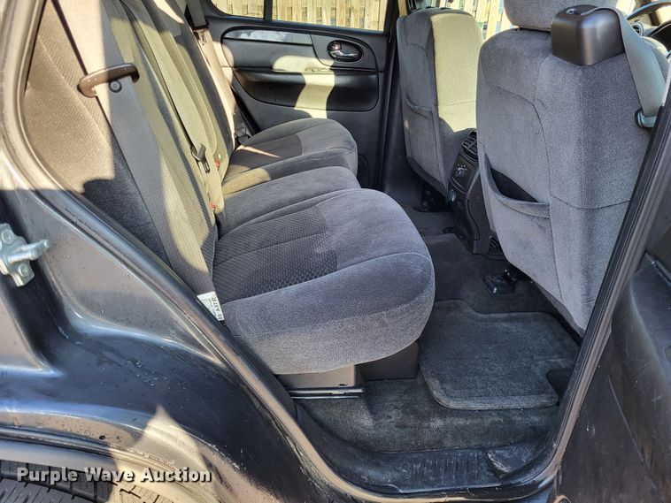 image for item LR9149 2007 GMC Envoy  SUV