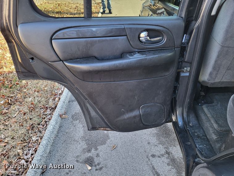 image for item LR9149 2007 GMC Envoy  SUV