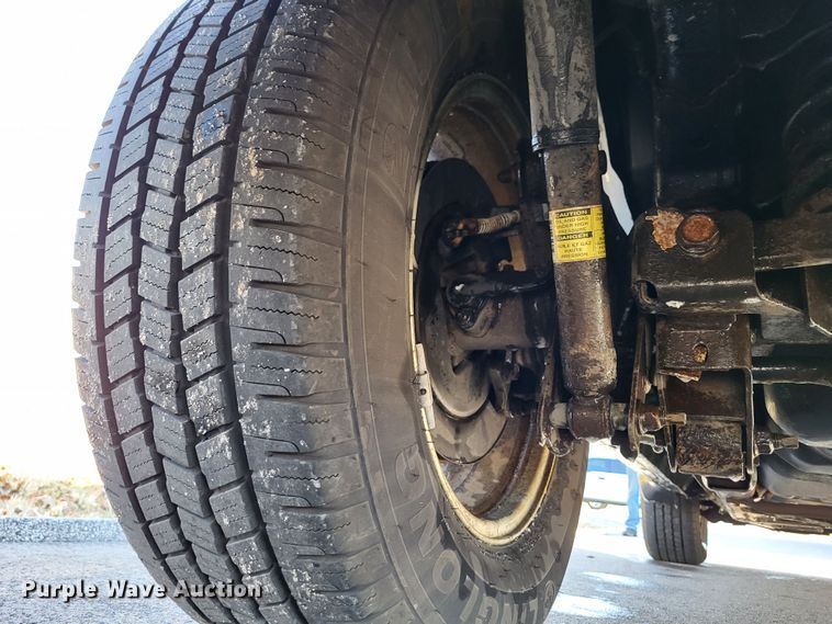 image for item LR9149 2007 GMC Envoy  SUV