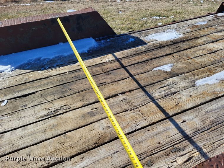 image for item LR9164 2002 Foster Bass 1612  equipment trailer