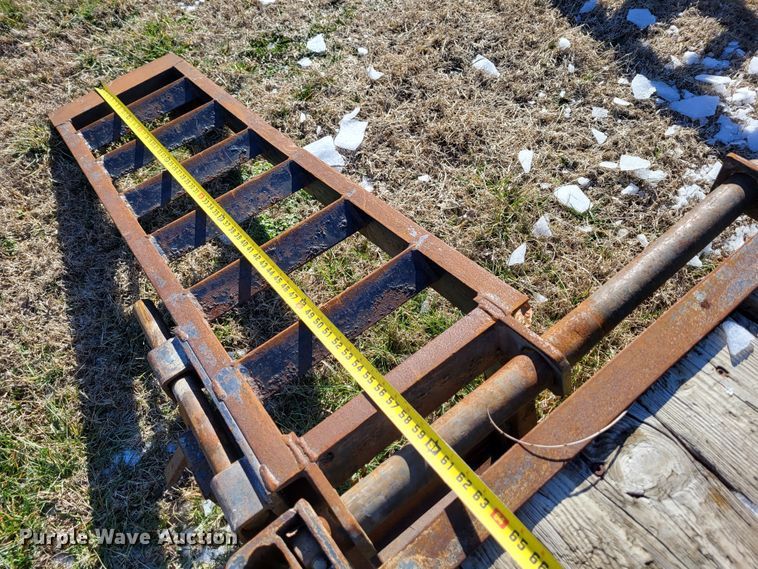 image for item LR9164 2002 Foster Bass 1612  equipment trailer