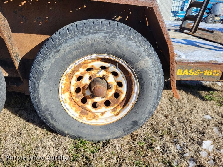 image for item LR9164 2002 Foster Bass 1612  equipment trailer