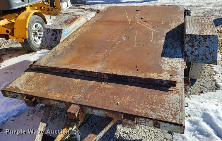 image for item LR9166 1998 Shop built  utility trailer