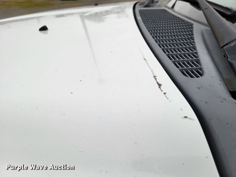 image for item LR9183 2010 Ford F250 Super Duty XL  utility bed pickup truck