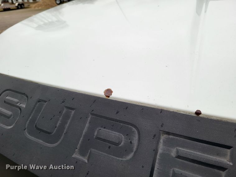 image for item LR9183 2010 Ford F250 Super Duty XL  utility bed pickup truck