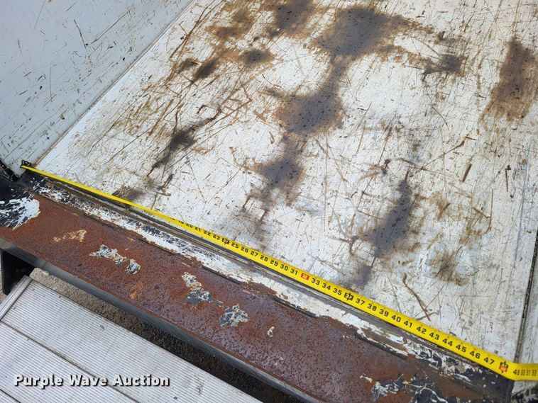 image for item LR9183 2010 Ford F250 Super Duty XL  utility bed pickup truck