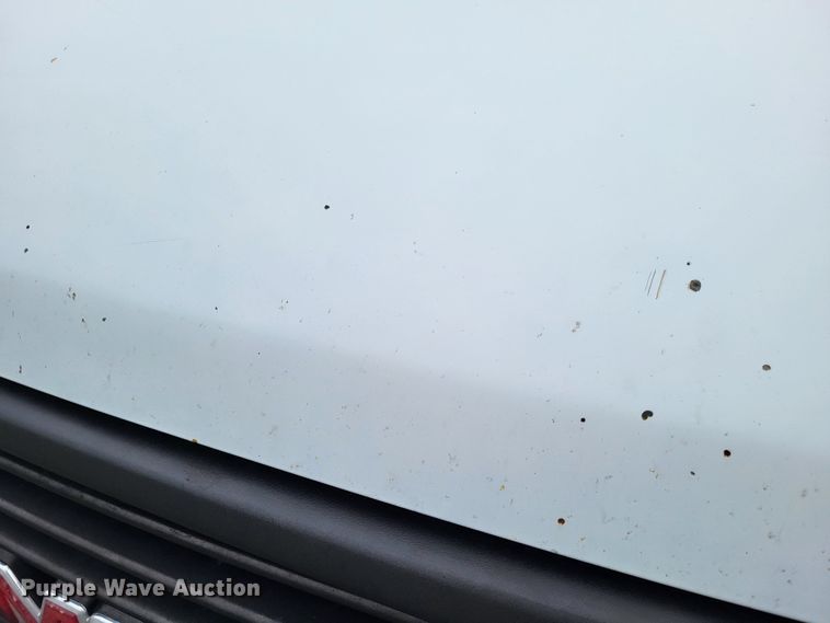 image for item LR9185 2006 GMC Savana G3500  box truck