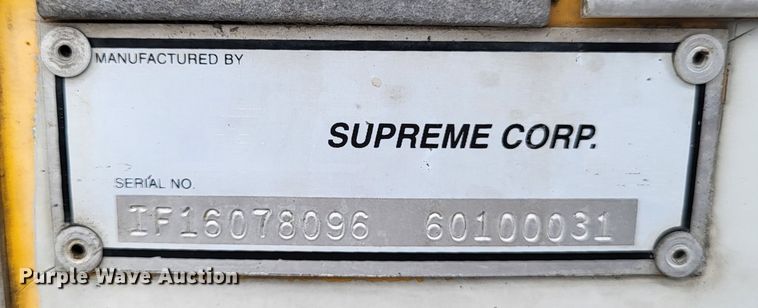 image for item LR9185 2006 GMC Savana G3500  box truck