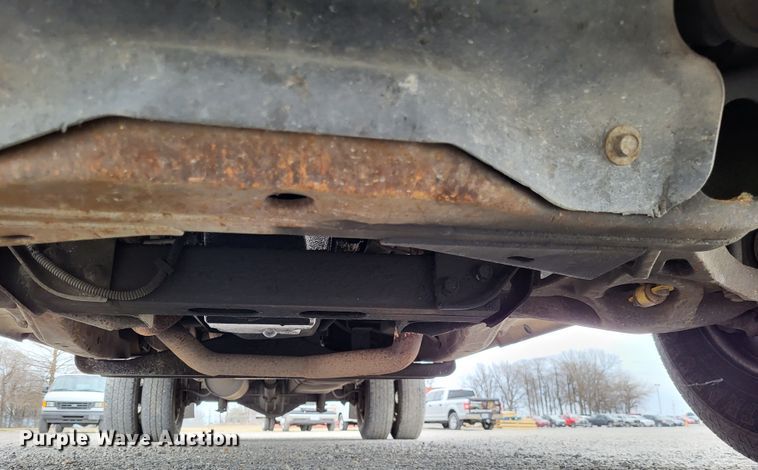 image for item LR9185 2006 GMC Savana G3500  box truck