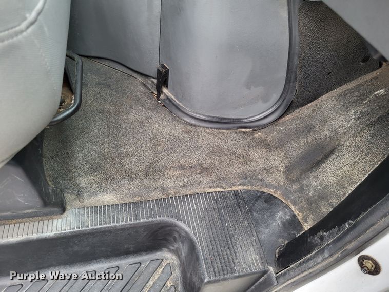 image for item LR9186 2005 Ford E250  van