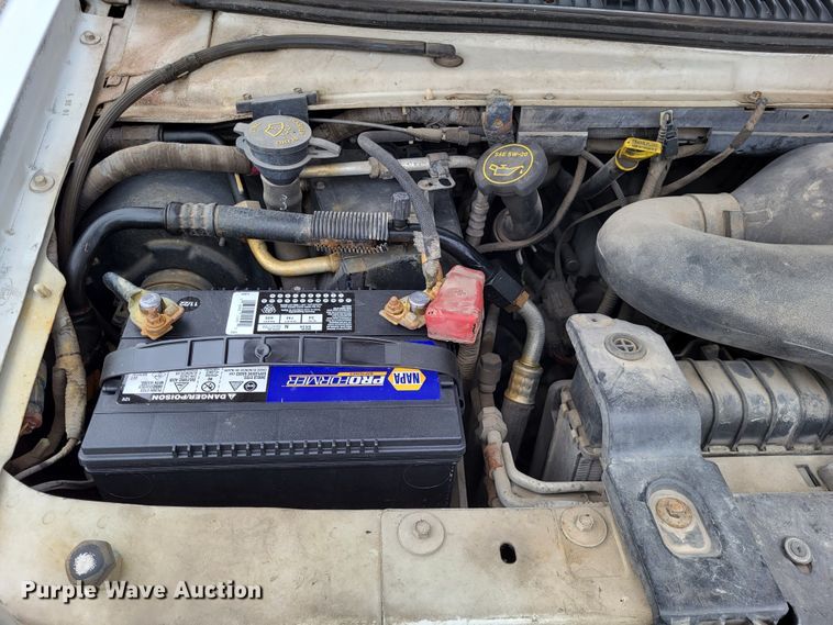 image for item LR9186 2005 Ford E250  van