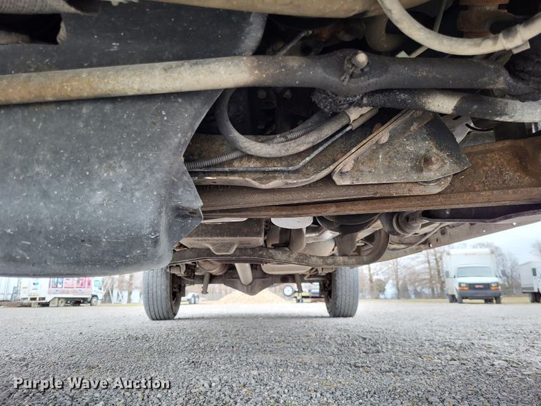 image for item LR9186 2005 Ford E250  van