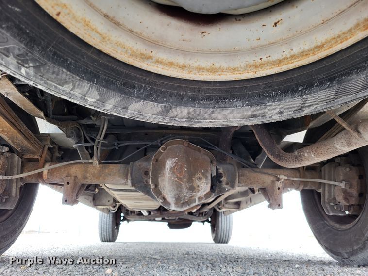 image for item LR9186 2005 Ford E250  van