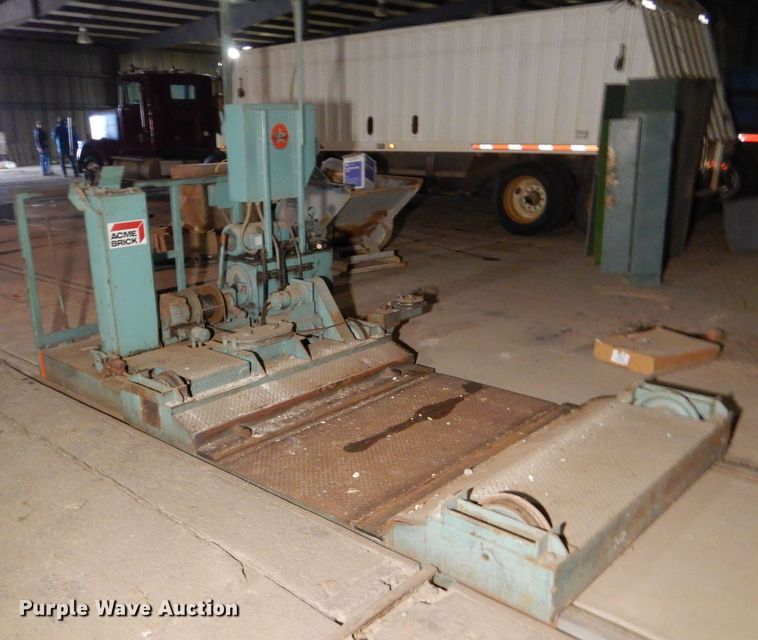 image for item LS9231 Star Engineering HYD./Drop Rod/S-3-7 Winch  transfer car