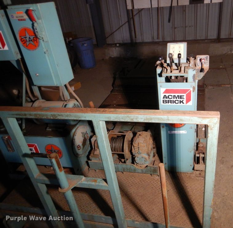 image for item LS9231 Star Engineering HYD./Drop Rod/S-3-7 Winch  transfer car