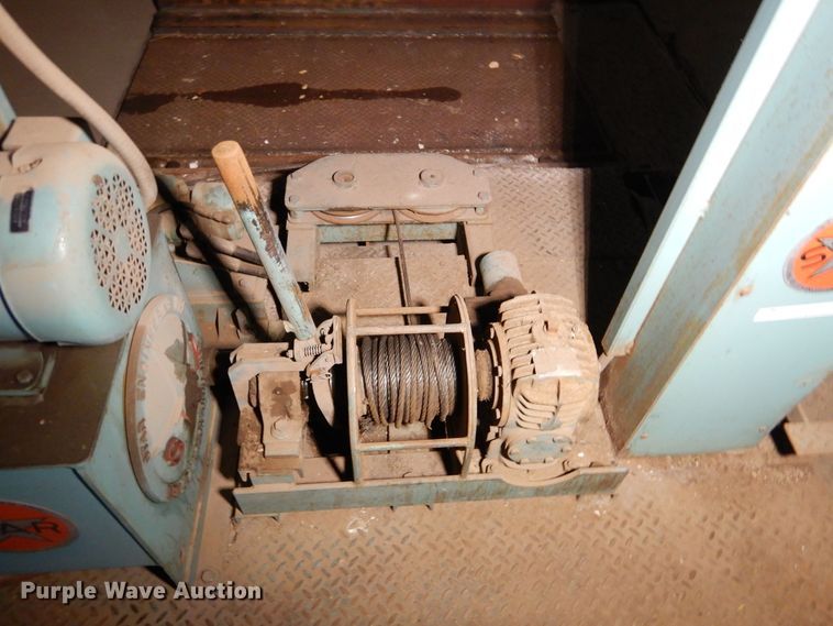 image for item LS9231 Star Engineering HYD./Drop Rod/S-3-7 Winch  transfer car