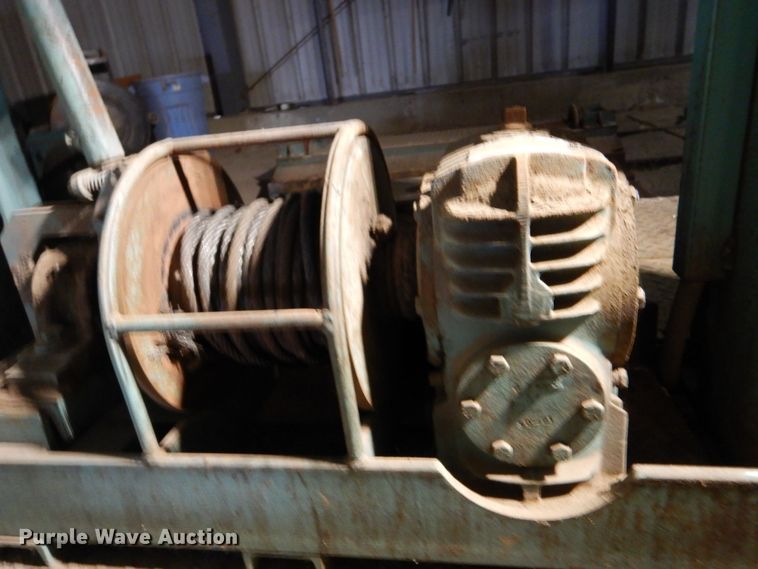 image for item LS9231 Star Engineering HYD./Drop Rod/S-3-7 Winch  transfer car