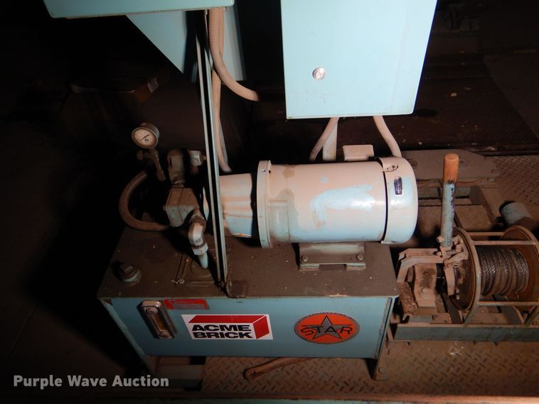 image for item LS9231 Star Engineering HYD./Drop Rod/S-3-7 Winch  transfer car