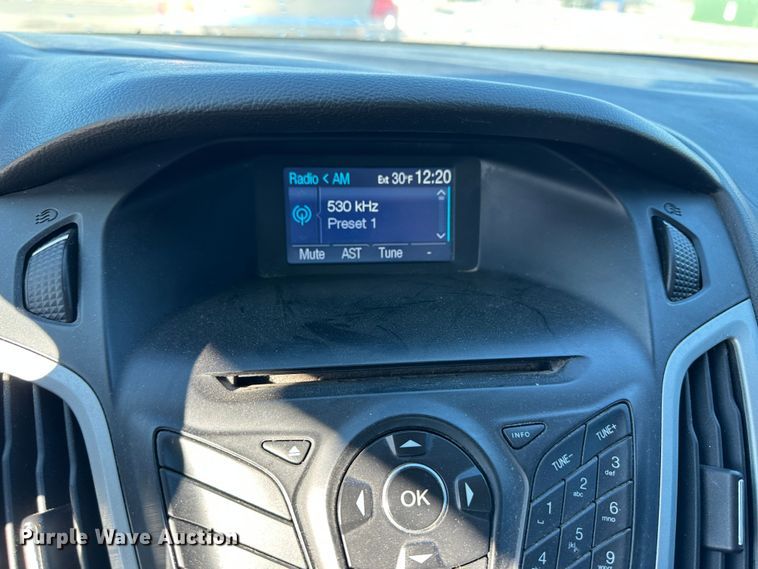 image for item LT9371 2013 Ford Focus