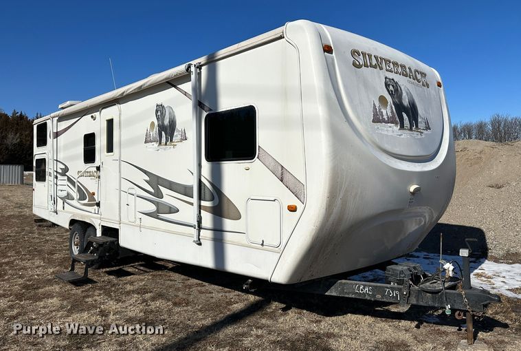 image for item LT9372 2007 Forest River Silverback  camper