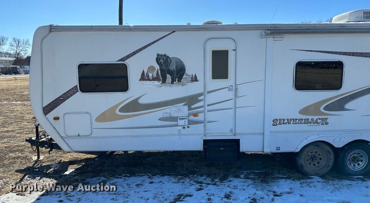 image for item LT9372 2007 Forest River Silverback  camper