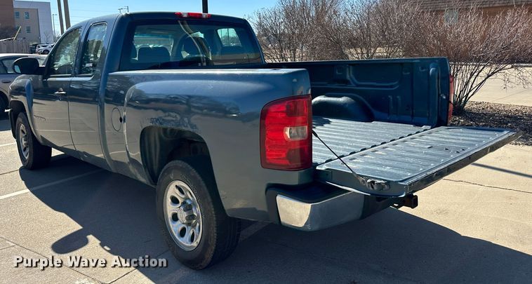 image for item LT9387 2007 Chevrolet Silverado 1500  Ext. Cab pickup truck