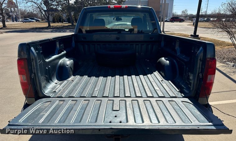 image for item LT9387 2007 Chevrolet Silverado 1500  Ext. Cab pickup truck