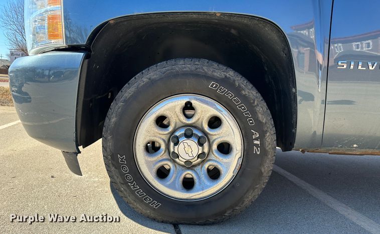 image for item LT9387 2007 Chevrolet Silverado 1500  Ext. Cab pickup truck