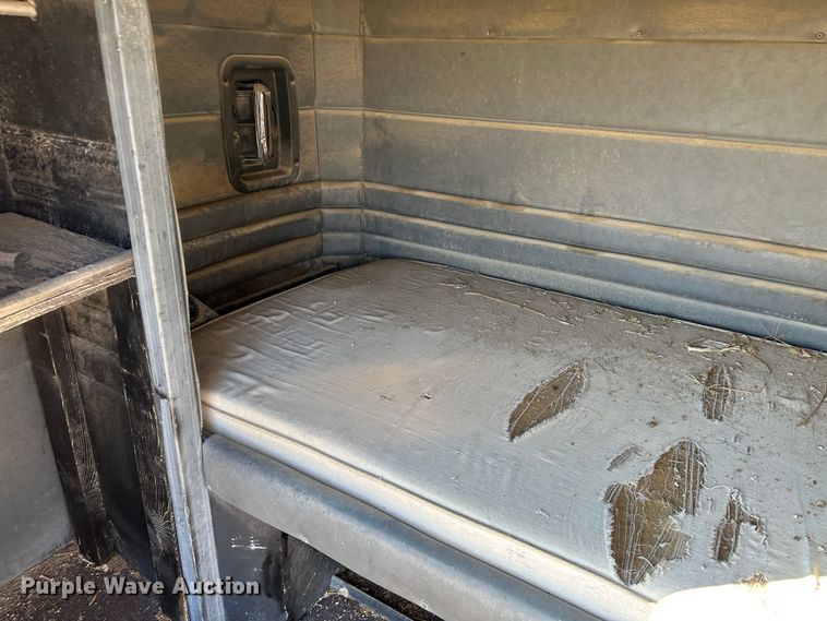 image for item LT9434 60" sleeper