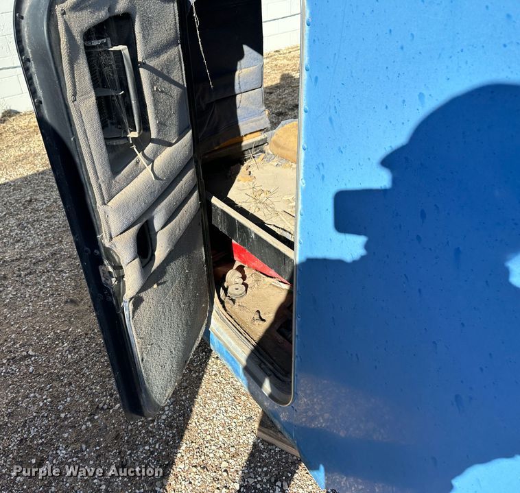 image for item LT9435 60" sleeper