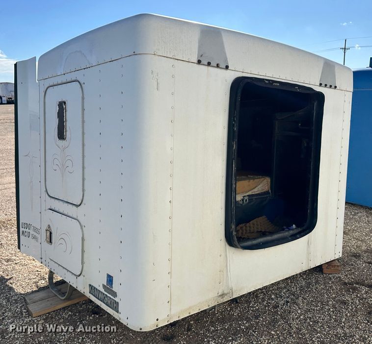 image for item LT9436 60" sleeper